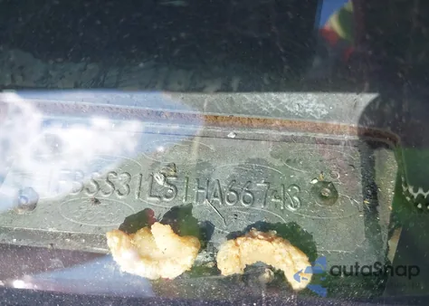 2001 Ford E-350 Super Duty Xl/Xlt from USA, damaged, VIN 1FBSS31L51HA66743